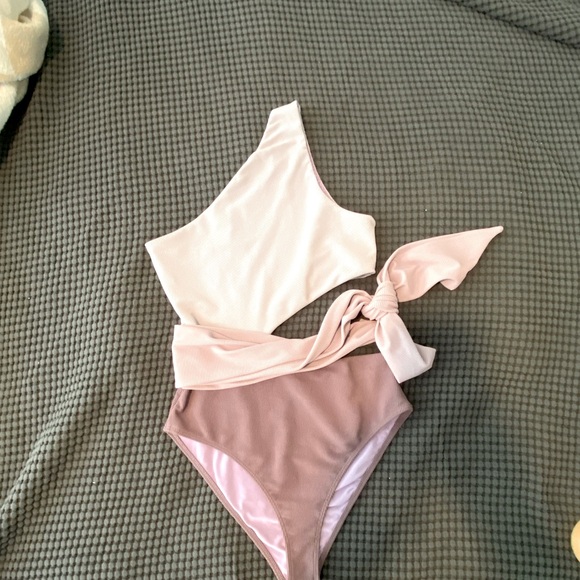 BEACH RIOT Carlie One Piece In Lavender Fields M - Picture 6 of 8